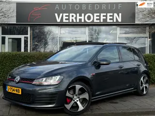 Volkswagen Golf 2.0 TSI GTI - PANORAMADAK - APPLE CARPLAY - AUTOMAAT - XENON - STOEL VERW !
