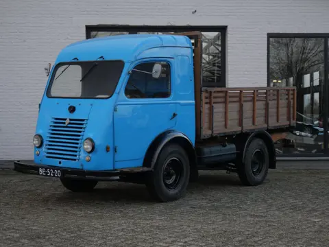 Renault R2066 Goelette Open laadbak Zeer Mooi
