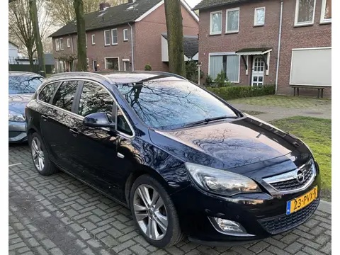 Opel ASTRA SPORT TOURER 1.4 TURBO SPORT (bj 2011)