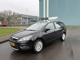 Ford FOCUS Wagon 1.8-16V Limited 125 PK. Fijn rijdende auto met onverwoestbare motor !!!