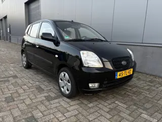 Kia Picanto 1.0 Light, 5 deurs, zwart
