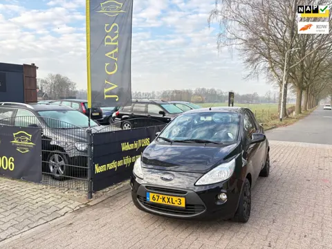 Ford Ka 1.2 Titanium AIRCO,ELEKT PAKKET,CENTRALE DEURVERGRENDELING,BOORDCOMPUTER,MISTLAMPEN VOOR MET