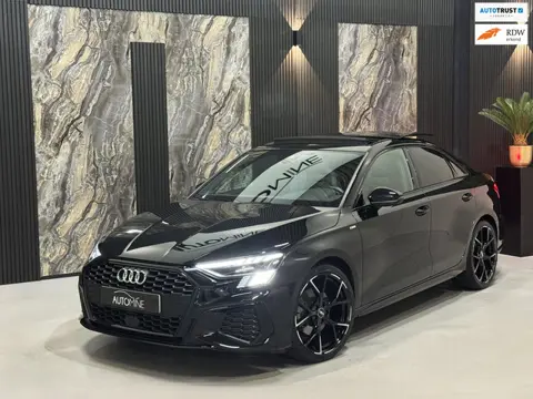 Audi A3 Limousine 35 TFSI Edition One 3x S-Line|PANO|AMBI LIGHTS|MATRIX|KEYLESS