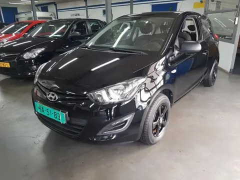 Hyundai i20 1200i 16V 3 DEURS AIRCO LM Velgen
