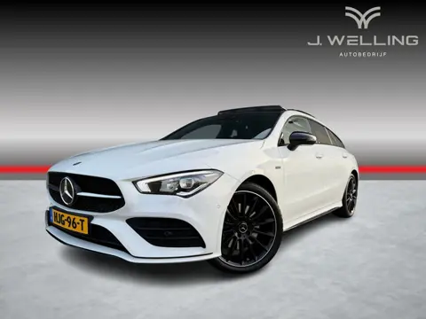 Mercedes-Benz CLA-klasse Shooting Brake 250 e AMG line pano 19 inch sfeerverlichting