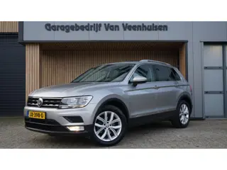 Volkswagen Tiguan 1.4 TSI 150pk DSG Highline Pano.Dak 18inch LM Trekhaak A-Camera *NL auto* Keurig e