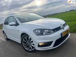 Volkswagen Golf 1.2 TSI / R line - cup edition 2014