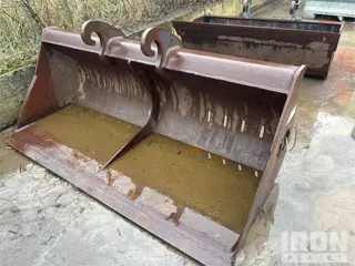 Verachtert 2400 mm Q/C Cleanup Excavator Bucket