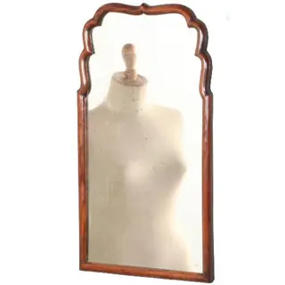 Antieke spiegel / Soesterspiegel uiterst eenvoudig én uiterst elegant noten va. 1800