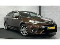 Toyota Avensis Touring Sports 1.8 VVT-i Dynamic / Cruise / Clima / Keyless