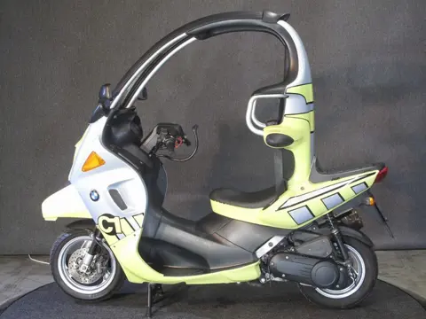 BMW C1 Leuke bijna klassieke BMW C1 (bj 2000)