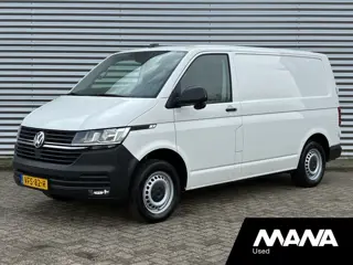 Volkswagen Transporter 2.0 TDI L1H1 Trekhaak Carplay Sensoren Voorruitverwarming Airco