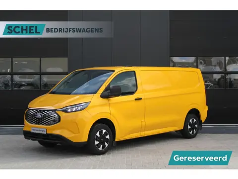 Ford E-Transit Custom 340 L2H1 Trend 65 kWh 136pk - Trekhaak - Camera - LED - Carplay - Grootlicht A