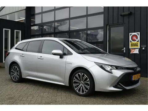 Toyota Corolla Touring Sports 1.8 Hybrid First Edition | NL-Auto | Dealer Onderhouden | Carplay