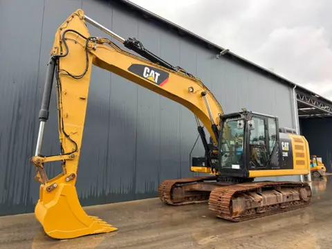 Cat 320E L (bj 2015)