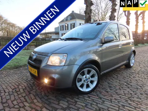 Fiat Panda 1.4 16V Sport 101 PK!! NL Auto 1E Eigenaar 6 Bak Airco Stuurbekrachtiging LM Velgen