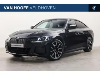 BMW i4 eDrive40 M Sport / Comfort Access / Achteruitrijcamera / Adaptieve LED / Getint glas