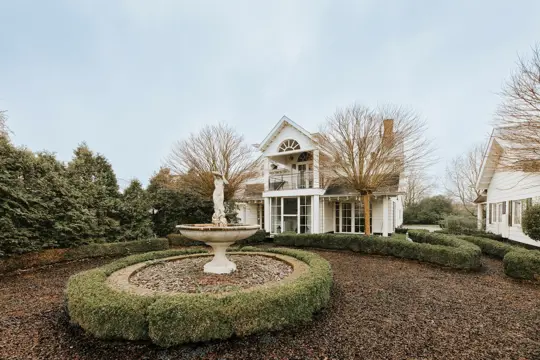 Woning aan de Kanaalweg Westzijde te Hellevoetsluis