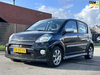 Daihatsu Sirion 2 1.3-16V Comfort 1e Eigenaar*Airco*Trekhaak*NAP*LM velgen*Elektrische ramen*