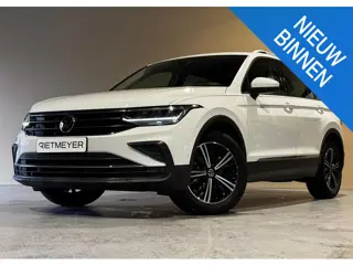 Volkswagen Tiguan 1.5 TSI Active |Trekhaak |Stoel/Stuurverw. |Sfeer |Camera |ACC |Dodehoek