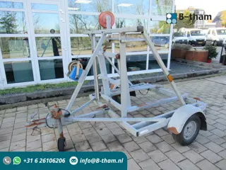 DIXI 1-asser Mobiel toilet aanhanger met Lier (bj 2000)