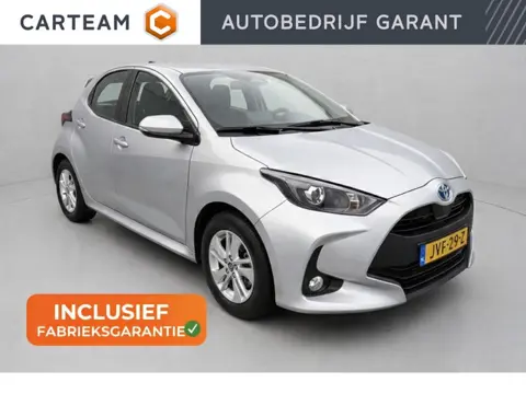 Toyota Yaris 1.5 Hybrid Comfort | Camera | Carplay | Adaptief Cruise | Fabrieksgarantie