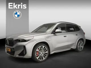BMW X1 xDrive25e M-Sportpakket / Trekhaak / Panoramadak / Head-up / Harman Kardon / LED / Getint gla