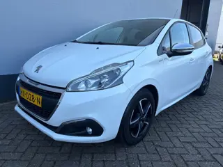 Peugeot 208 1.2 Urban Soul - Navigatie - LMV