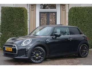 Mini Mini Electric Classic 33 kWh PANO | H&K | CAMERA | KEYLESS | ORG NL 1E EIGN