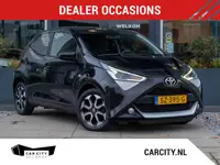Toyota Aygo 1.0 VVT-i x-first / Carplay / Camera / Subwoofer / LM velgen