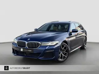 BMW 5-serie Touring 530e M-Sport | Pano | Trekhaak | Laser | Head Up | Driving Assist Pro | Keyless 