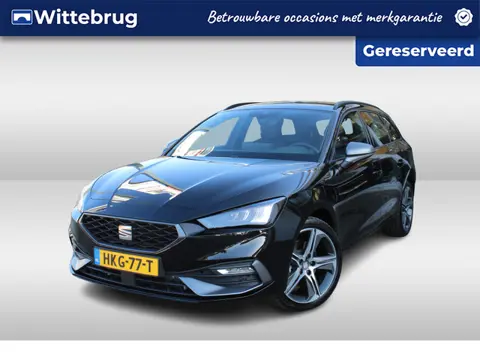 SEAT Leon Sportstourer 1.5 TSI 150pk e-Hybrid FR Business DSG Automaat / Navigatie / LED Matrix / Pa
