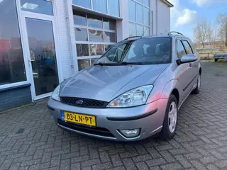Ford Focus Wagon 1.6-16V Centennial AUTOMAAT