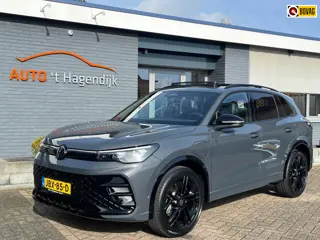 Volkswagen Tiguan 1.5 eHybrid R-Line 272PK pano trekh HK leder 20" NAP NL-auto