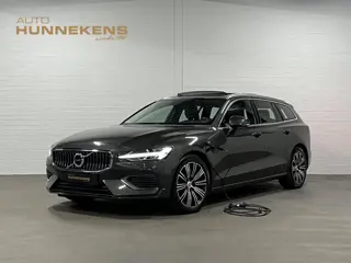 Volvo V60 2.0 T6 Recharge AWD Inscription Open dak | Stuur-/stoelverwarming | Achteruitrij camera | 