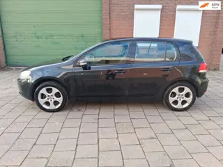 Volkswagen Golf 1.4 TSI Trendline APK NAP !!