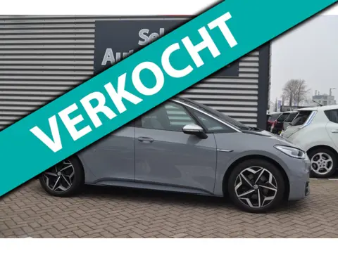 Volkswagen ID.3 First Plus 58 kWh| NAVI|STOEL&STUUR VERW.|19INCH|PRO 150KW|NIEUWSTAAT|