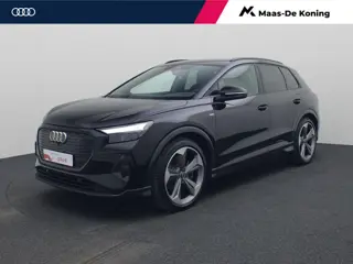 Audi Q4 e-tron 40 S Line 150kW/204PK S edition · Leder · Trekhaak · Camera + Parkeersensoren