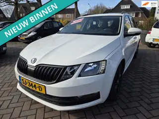 Skoda Octavia Combi 1.0 TSI Greentech Ambition Business NETTE AUTO RIJDT EN SCHAKELT GOED