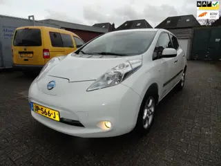 Nissan LEAF Acenta AUT 30 kWh (KM 87449 NAP NAVI CLIMA)