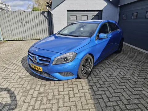 Mercedes-Benz A-klasse 180 Ambition,Airco,Cruise control,Navi,6 versnellingen,Parking system