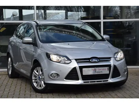 Ford Focus 1.0 EcoBoost Lease Titanium Airco Navi. Pdc Trekhaak Nette Auto