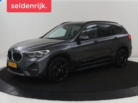 BMW X1 xDrive25e Executive | Leder | Adaptive cruise |  Navigatie | 18'' | Full LED | Parkeerhulp | 