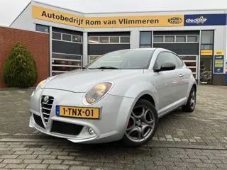 Alfa Romeo MiTo 0.9 TwinAir Esclusivo | Nieuwe distributieketting | Zwart lederen bekleding |