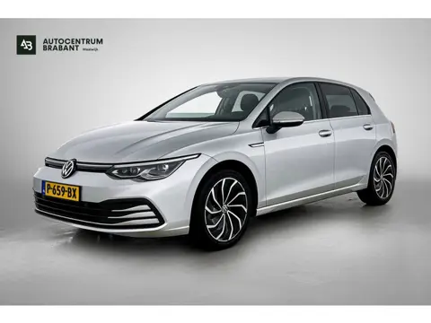 Volkswagen Golf 1.5 eTSI R-Line Business+(Goed OnderH, Stoelmassage, StoelV, Camera, Carplay, Navi, 
