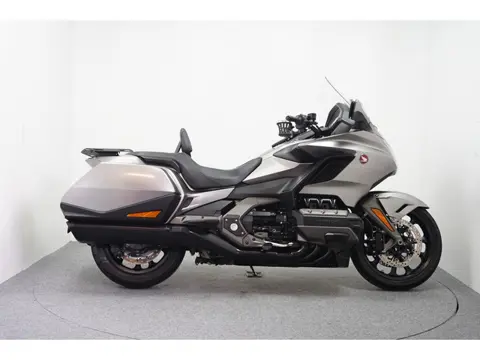 Honda GOLD WING 1800 Bagger (bj 2018)