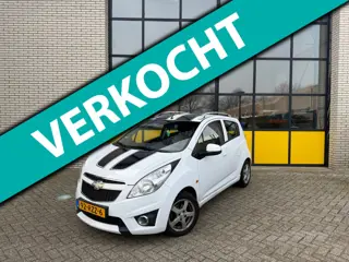 Chevrolet Spark LS+ Bi-Fuel, Fietsenrek, leer, navi TomTom en zomer en winterbanden