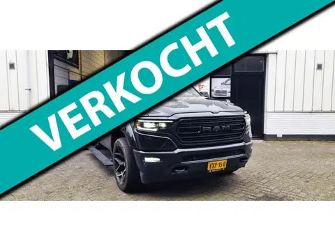 Dodge Ram 1500 Limited Black Edition – Hulkpakket & Full Options Rambox