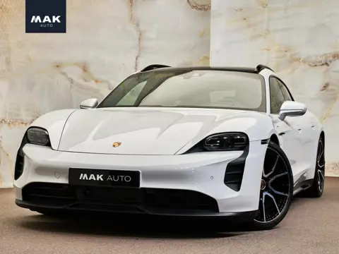 Porsche Taycan Sport Turismo, NL-auto, pano, PASM, performance battery plus, bijrijdersdisplay, ACC,