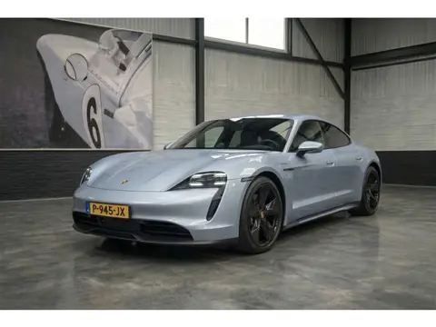 Porsche Taycan Performance plus 93kWh|Panodak|Sportdesign| Warmtepomp| 21inch|